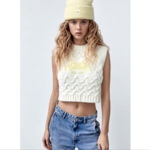NWT! Zara Cream Chunky Crop Cable Knit Sweater Vest-Sz L